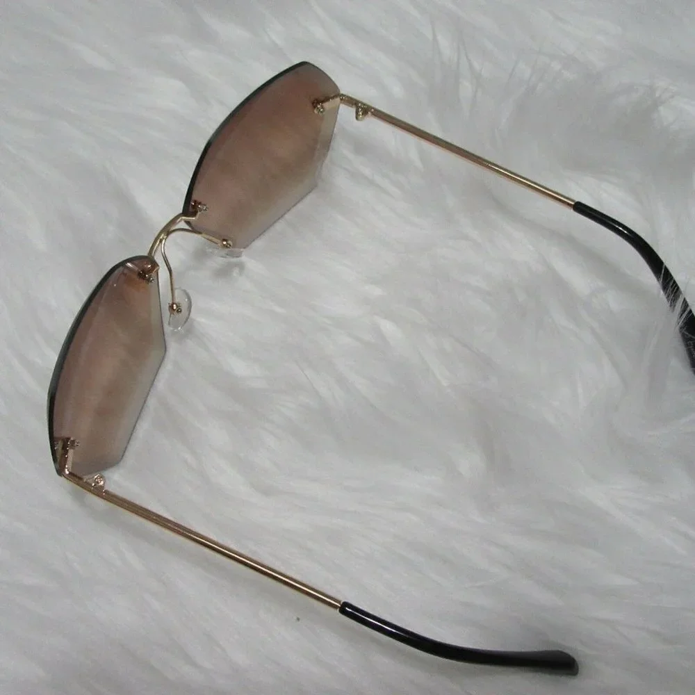 N/A brown rimless